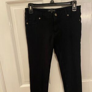 Active USA junior black leggings with back pockets size M